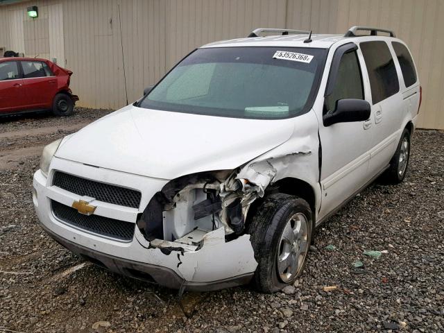 1GNDV33107D106466 - 2007 CHEVROLET UPLANDER L WHITE photo 2