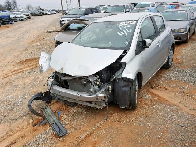 VNKKTUD34HA076961 - 2017 TOYOTA YARIS L SILVER photo 2