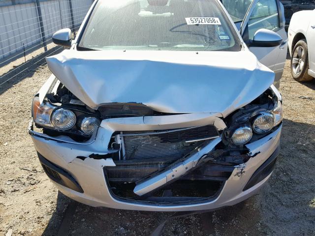 1G1JA5SHXE4194112 - 2014 CHEVROLET SONIC LS ვერცხლისფერი ფოტო 7