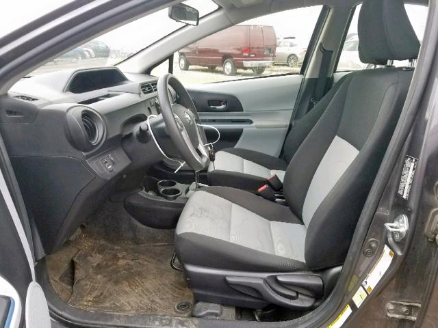 JTDKDTB31D1554931 - 2013 TOYOTA PRIUS C GRAY photo 5