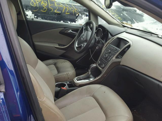 1G4PR5SK3E4102095 - 2014 BUICK VERANO CON BLUE photo 5