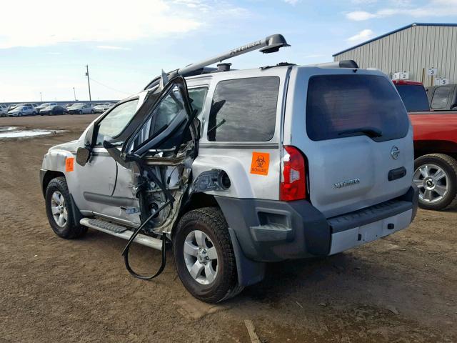 5N1AN0NW5DN814085 - 2013 NISSAN XTERRA X SILVER photo 3