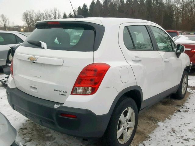 3GNCJPSB8FL255774 - 2015 CHEVROLET TRAX 1LS WHITE photo 4