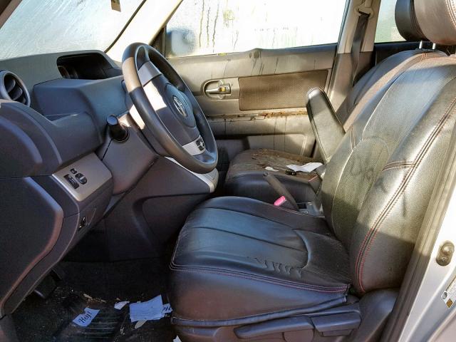 JTLKE50EX81019524 - 2008 TOYOTA SCION XB ვერცხლისფერი ფოტო 5