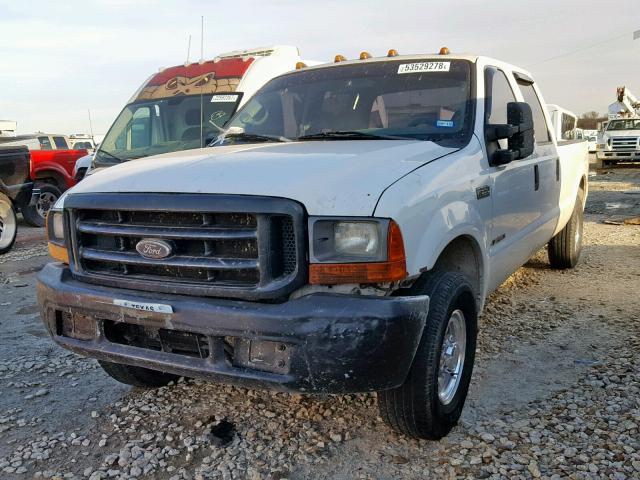 1FTSW30F8YEE08855 - 2000 FORD F350 SRW S WHITE photo 2