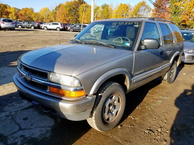 1GNDT13XX4K117755 - 2004 CHEVROLET BLAZER TAN photo 2