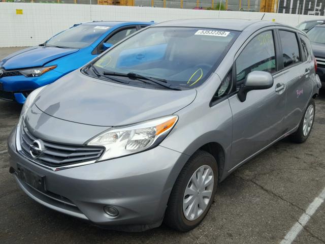 3N1CE2CP8EL427104 - 2014 NISSAN VERSA NOTE GRAY photo 2