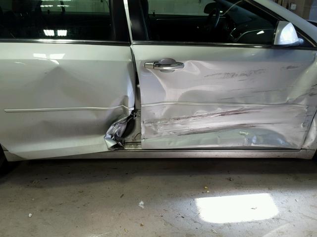 1G1ZC5E0XCF330131 - 2012 CHEVROLET MALIBU 1LT 银色 照片 9