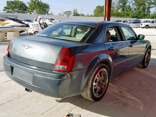 2C3JA53G65H546445 - 2005 CHRYSLER 300 TOURIN BLUE photo 4