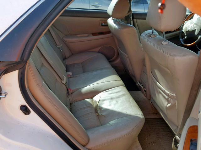 JT8BF28G710313454 - 2001 LEXUS ES 300 WHITE photo 6