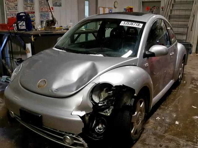 3VWCT21C51M406618 - 2001 VOLKSWAGEN NEW BEETLE SILVER photo 2