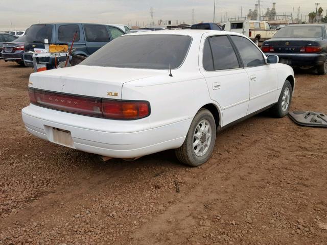 JT2SK13E1N0081879 - 1992 TOYOTA CAMRY XLE WHITE photo 4