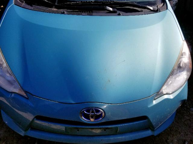 JTDKDTB38D1057763 - 2013 TOYOTA PRIUS C BLUE photo 7