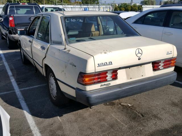 WDBDB22C3FF078808 - 1985 MERCEDES-BENZ 190 D 2.2 BEIGE photo 3