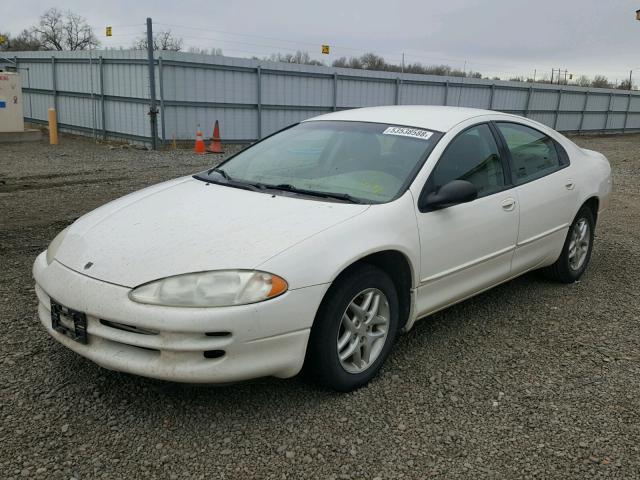 2B3HD46R34H671458 - 2004 DODGE INTREPID S WHITE photo 2