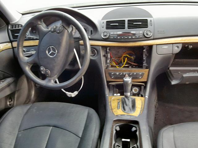 WDBUF72X68B223080 - 2008 MERCEDES-BENZ E 550 WHITE photo 9