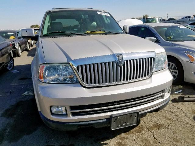 5LMFU27536LJ28941 - 2006 LINCOLN NAVIGATOR SILVER photo 9