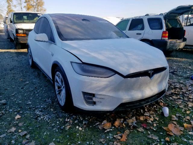 5YJXCBE23HF035785 - 2017 TESLA MODEL X WHITE photo 1