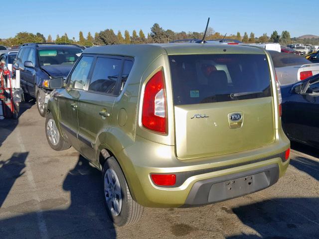 KNDJT2A57C7439872 - 2012 KIA SOUL GREEN photo 3