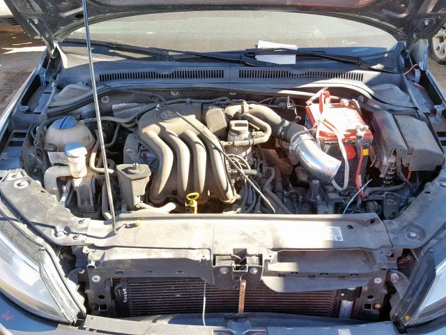 3VW2K7AJ7EM297711 - 2014 VOLKSWAGEN JETTA BASE Մոխրագույն լուսանկար 7