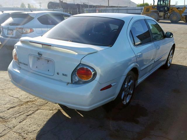 JN1DA31A73T410310 - 2003 NISSAN MAXIMA GLE WHITE photo 4