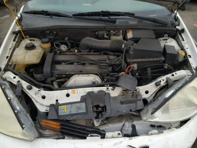 1FAFP38342W267704 - 2002 FORD FOCUS ZTS WHITE photo 7