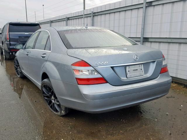 WDDNG71X77A046490 - 2007 MERCEDES-BENZ S 550 GRAY photo 3