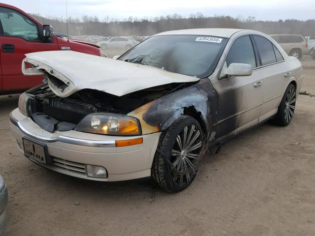 1LNHM86S8YY931756 - 2000 LINCOLN LS WHITE photo 2