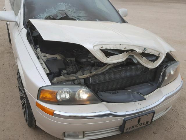 1LNHM86S8YY931756 - 2000 LINCOLN LS WHITE photo 9