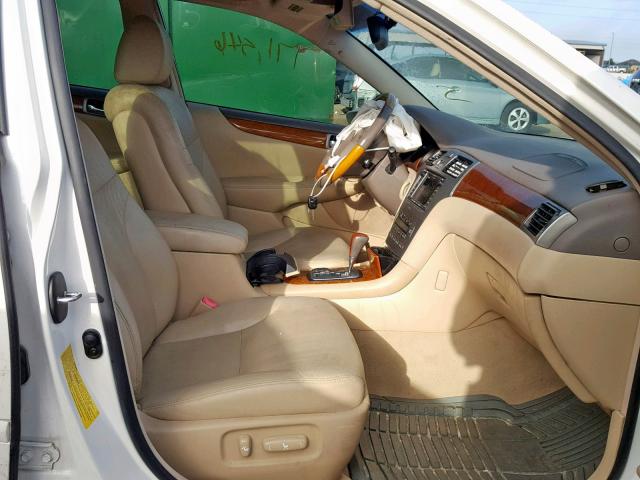 JTHBA30GX65147764 - 2006 LEXUS ES 330 WHITE photo 5