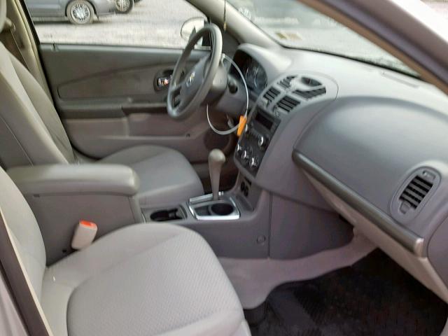 1G1ZS58FX7F135154 - 2007 CHEVROLET MALIBU LS 银色 照片 5