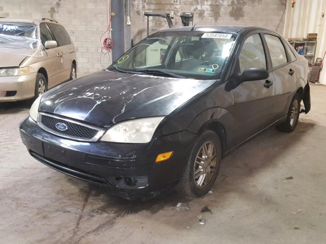 1FAHP34N36W256859 - 2006 FORD FOCUS ZX4 BLACK photo 2