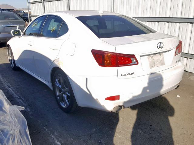 JTHBK262095093818 - 2009 LEXUS IS 250 WHITE photo 3