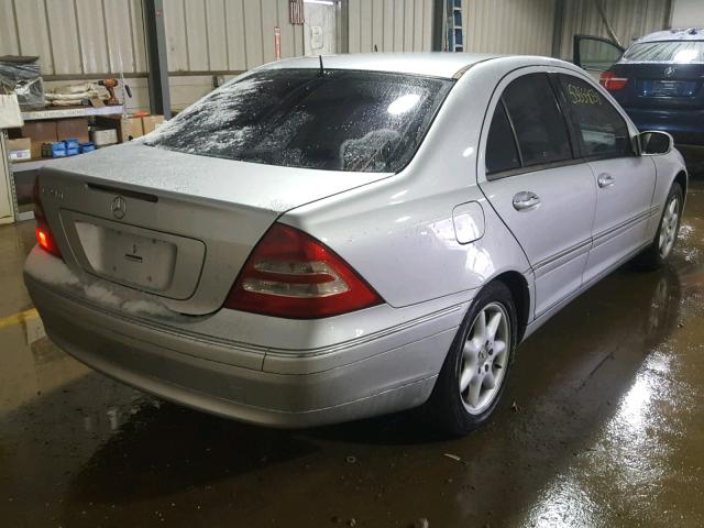 WDBRF61J52F257640 - 2002 MERCEDES-BENZ C 240 SILVER photo 4