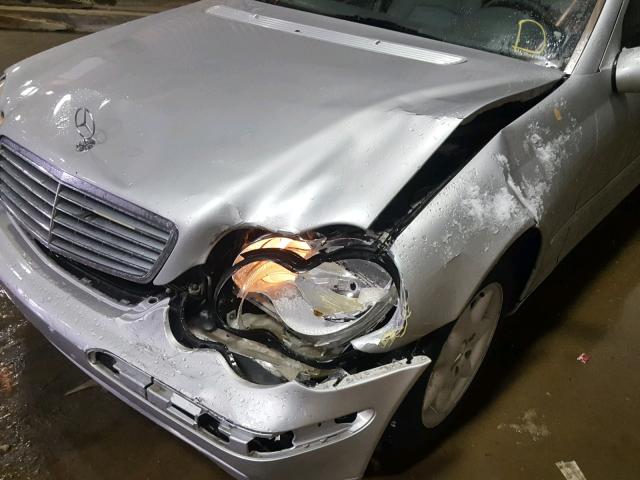 WDBRF61J52F257640 - 2002 MERCEDES-BENZ C 240 SILVER photo 9