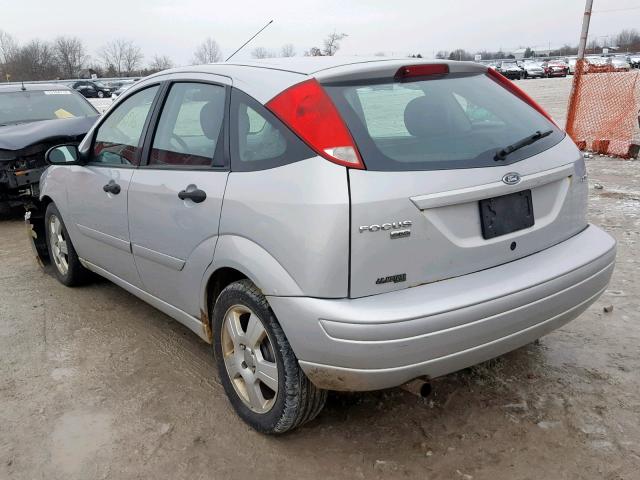 3FAFP37N15R130147 - 2005 FORD FOCUS ZX5 SILVER photo 3