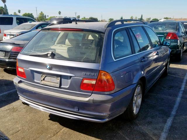 WBAAX13454PJ00903 - 2004 BMW 325 IT SUL BLUE photo 4