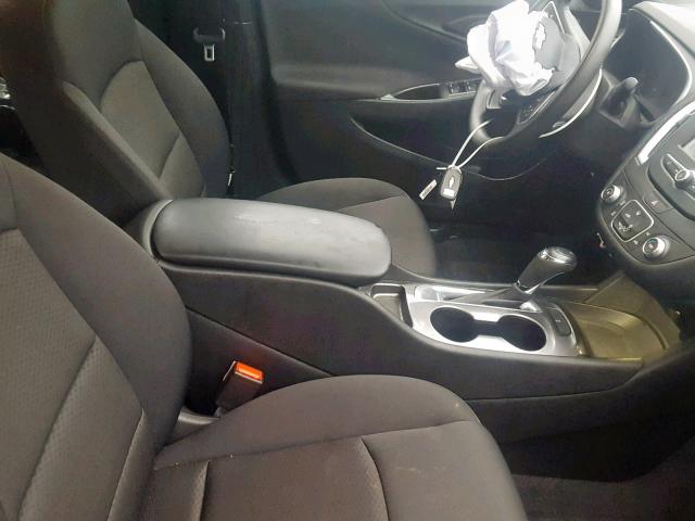 1G1ZB5STXGF301431 - 2016 CHEVROLET MALIBU LS Gümüş foto 5