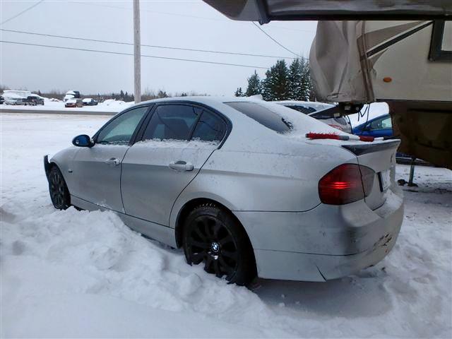 WBAVD33506KL51181 - 2006 BMW 330 XI SILVER photo 3