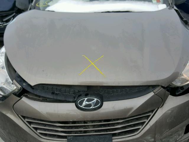 KM8JTCACXDU735438 - 2013 HYUNDAI TUCSON GL GRAY photo 7