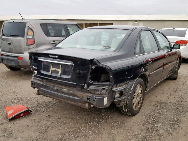 YV1TS592X51391050 - 2005 VOLVO S80 2.5T BLACK photo 4