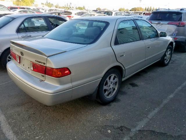 4T1BF22K7YU106317 - 2000 TOYOTA CAMRY LE SILVER photo 4