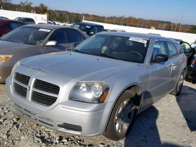 2D4FV48T05H531061 - 2005 DODGE MAGNUM SE SILVER photo 2