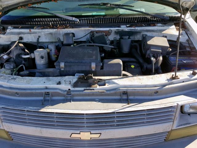 1GCDM19X02B134297 - 2002 CHEVROLET ASTRO WHITE photo 7