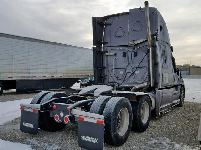 3AKJGLD51ESFV1504 - 2014 FREIGHTLINER CASCADIA 1 GRAY photo 4