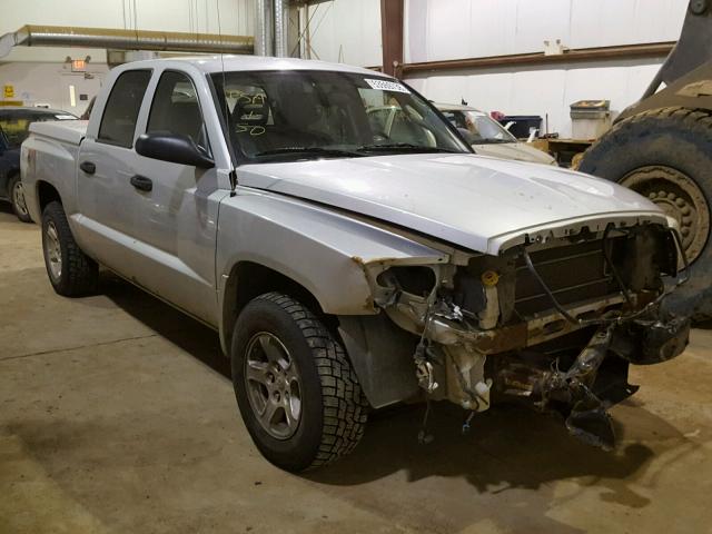 1D7HW28N56S717672 - 2006 DODGE DAKOTA QUA SILVER photo 1