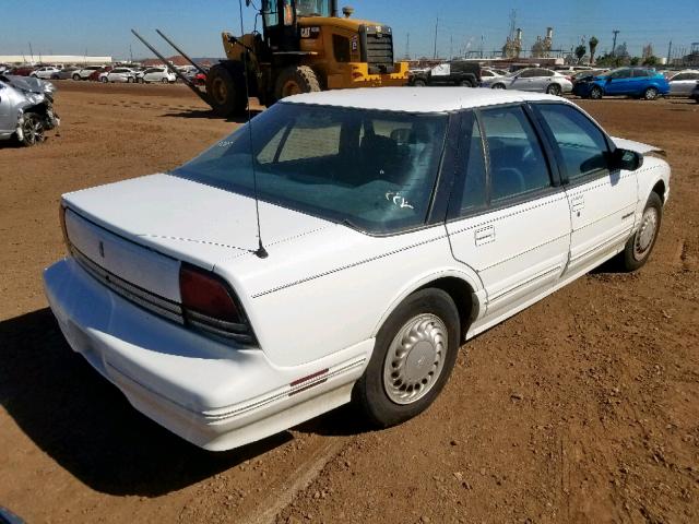 1G3WH54T6PD321449 - 1993 OLDSMOBILE CUTLASS SU WHITE photo 4