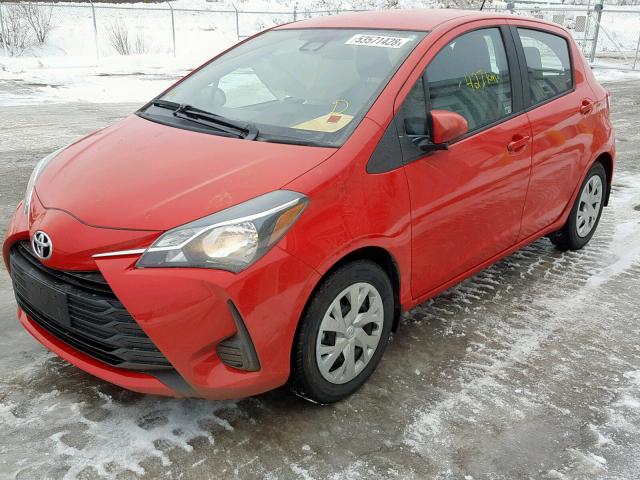 VNKKTUD30JA099370 - 2018 TOYOTA YARIS L RED photo 2