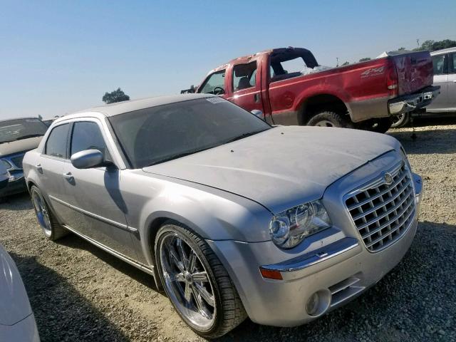 2C3LA73W46H118760 - 2006 CHRYSLER 300C SRT-8 WHITE photo 1