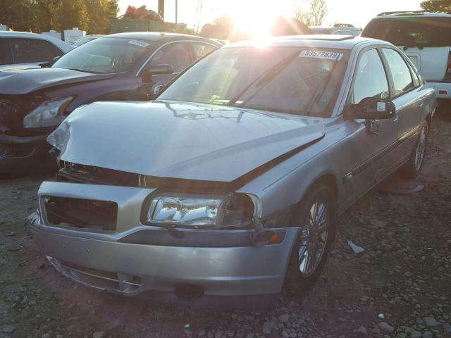 YV1TS90D0Y1112201 - 2000 VOLVO S80 T6 TUR SILVER photo 2